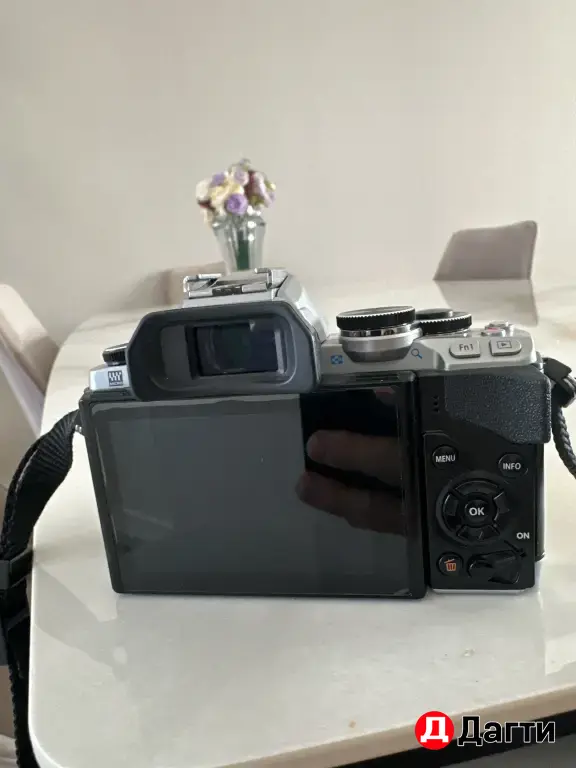 Olimpus OM-DE-M5