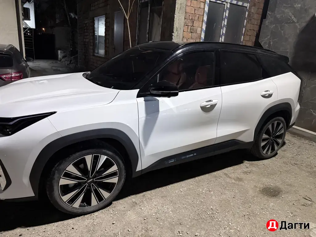 Geely Atlas, 2025 года