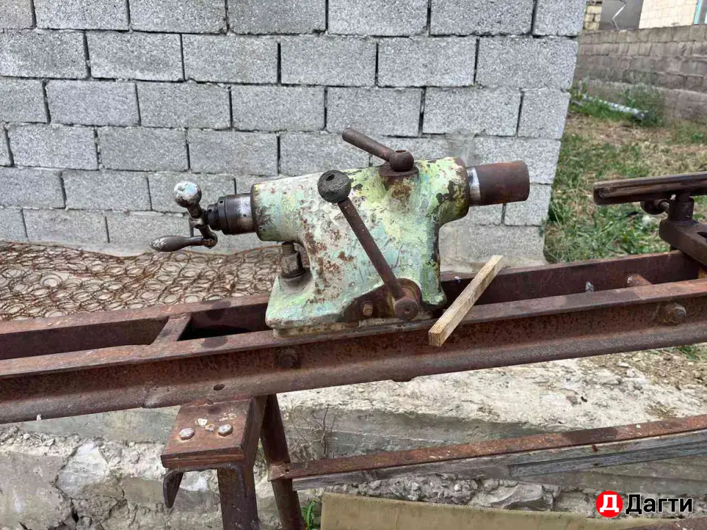 станок деревообрабатывающий