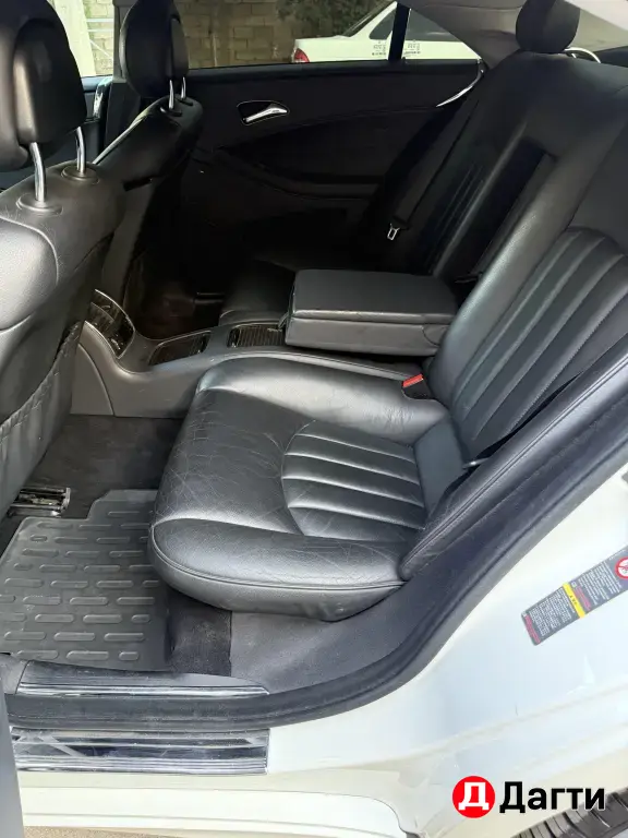Mercedes-Benz CLS, 2005 года