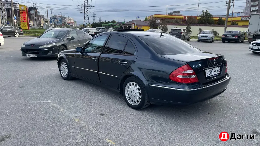 Mercedes-Benz E-Класс, 2005 года