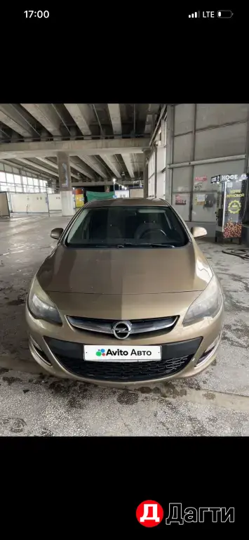 Opel Astra, 2012 года