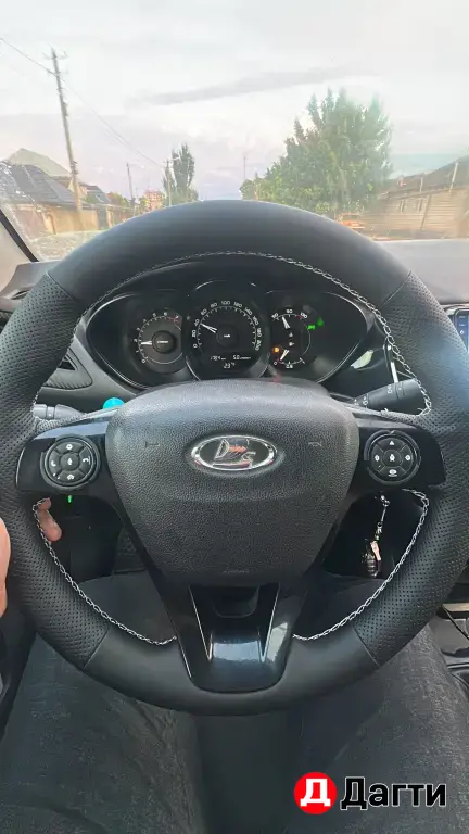LADA (ВАЗ) Vesta, 2017 года
