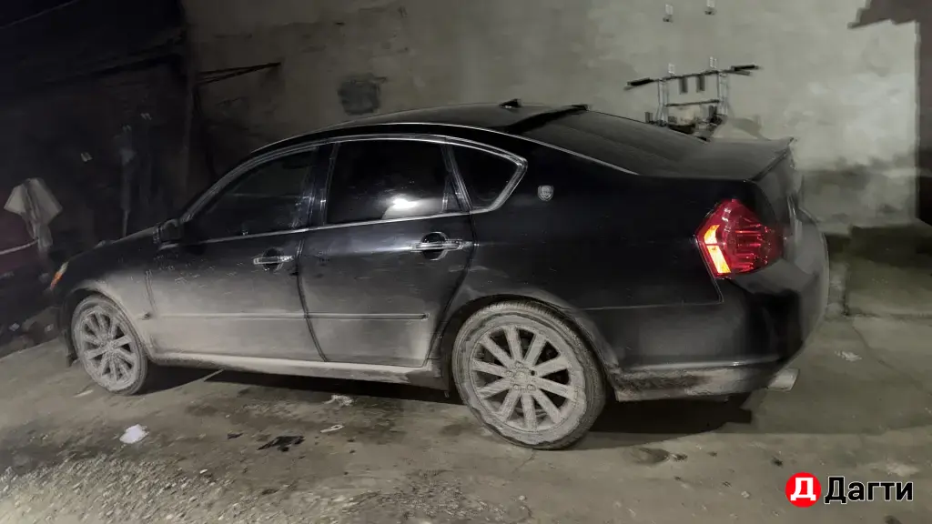 Infiniti M, 2005 года