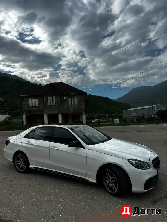 Mercedes-Benz E-Класс, 2014 года