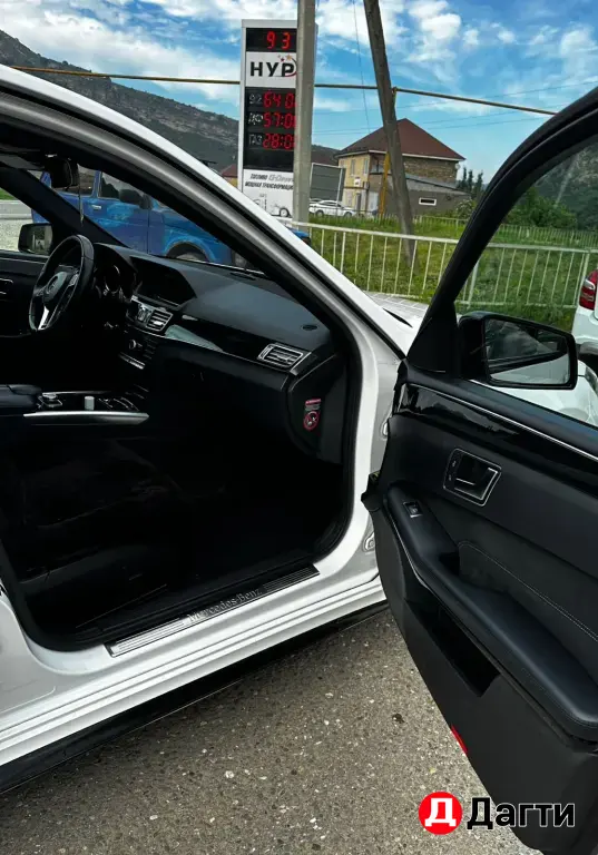 Mercedes-Benz E-Класс, 2014 года