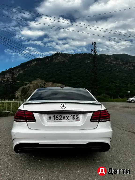 Mercedes-Benz E-Класс, 2014 года