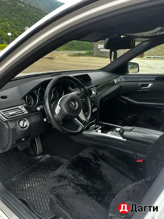 Mercedes-Benz E-Класс, 2014 года