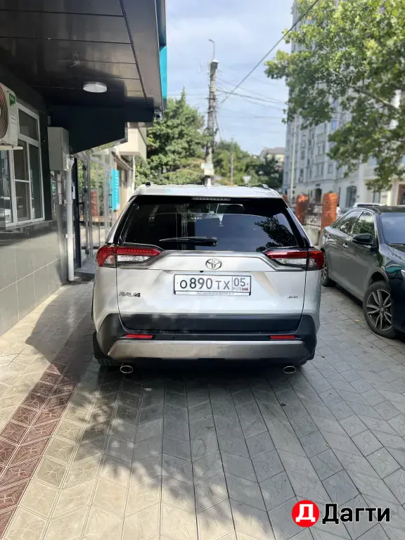 Toyota RAV4, 2020 года