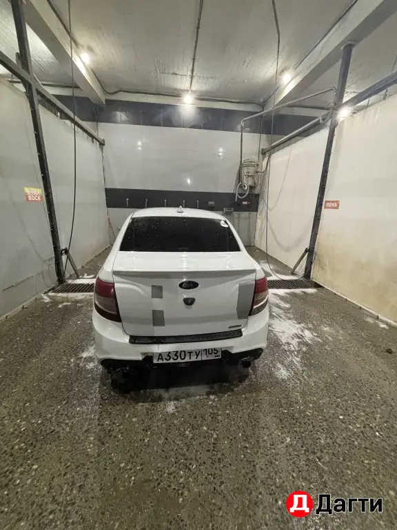 LADA (ВАЗ) Granta, 2015 года
