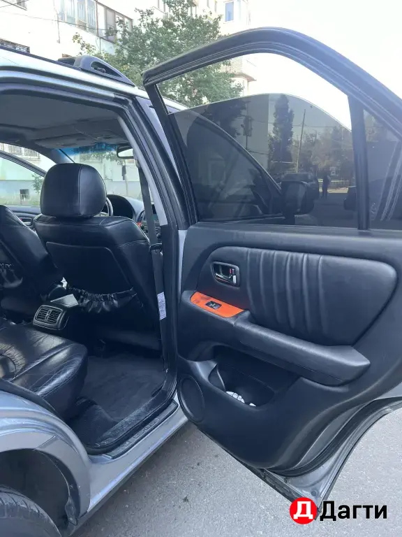 Lexus RX, 2002 года
