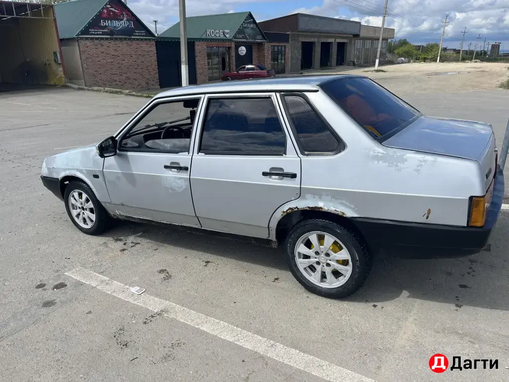 LADA (ВАЗ) 21099, 2003 года