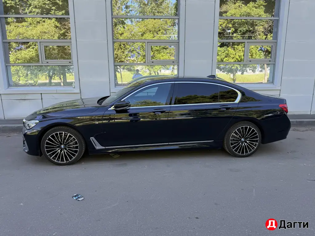 BMW 7 серии, 2016 года