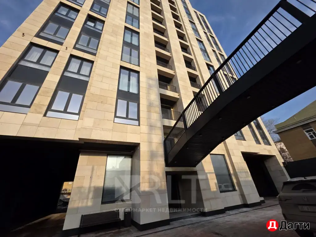 Продаётся премиальная квартира в доме бизнес класса, в самом центре города Махачкалы!
