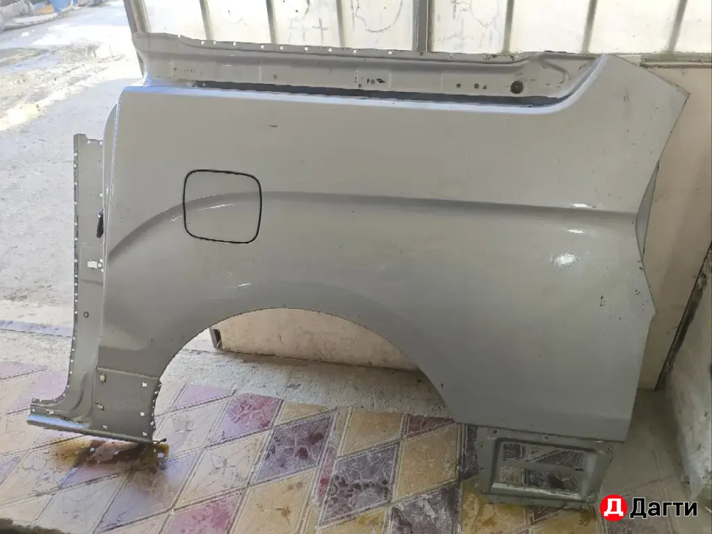 Hyunday H-1 заднее крыло