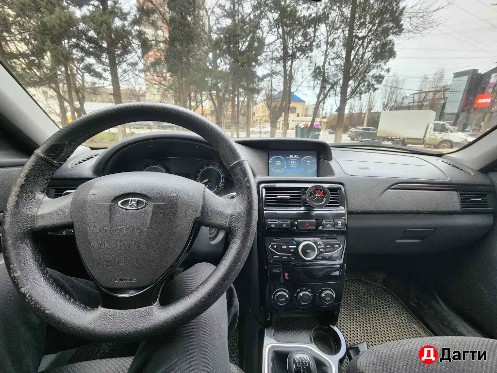 LADA (ВАЗ) Priora, 2014 года