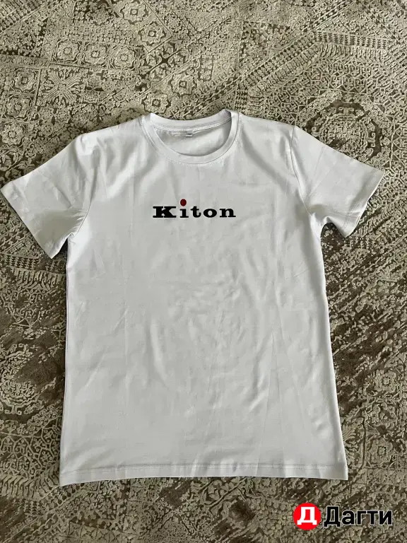 Футболка Kiton