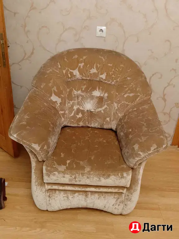кресло от дивана