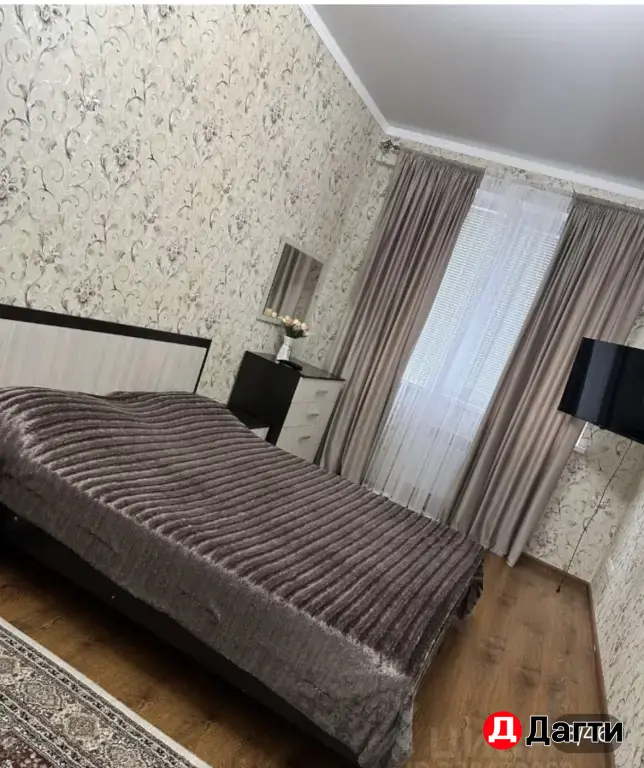 Квартира посуточно .