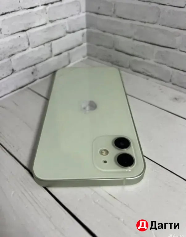 iPhone 12 64GB Green.