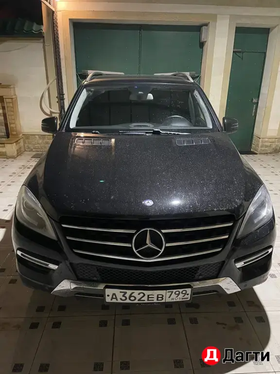 Mercedes-Benz M-Класс, 2012 года