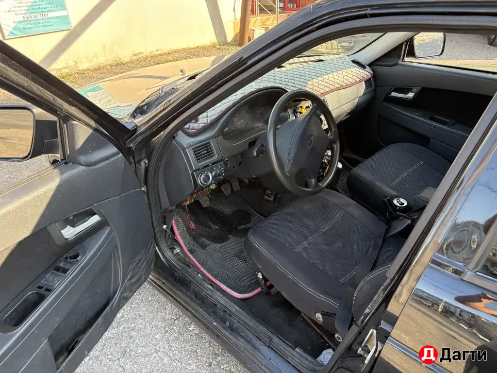 LADA (ВАЗ) Priora, 2012 года