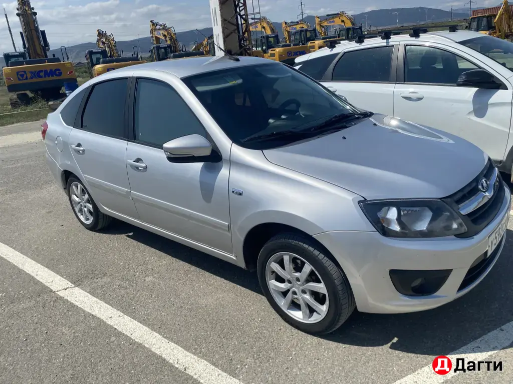 LADA (ВАЗ) Granta, 2015 года