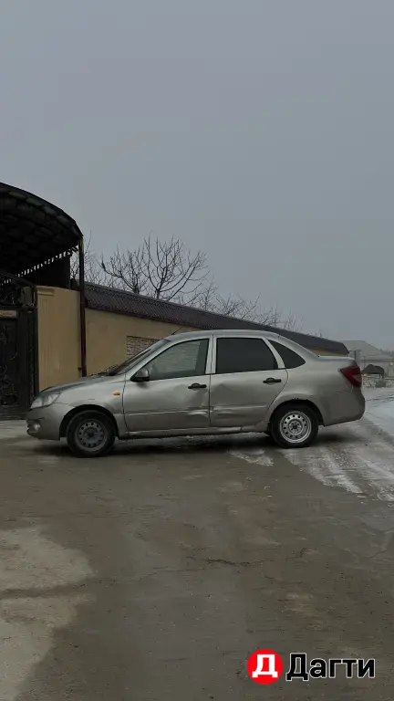 LADA (ВАЗ) Granta, 2013 года