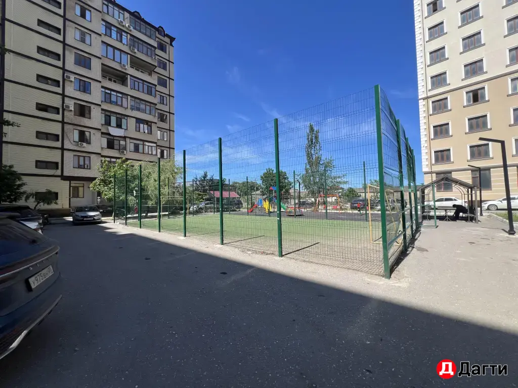 Продажа двухкомнатной квартиры 62 кВ .
