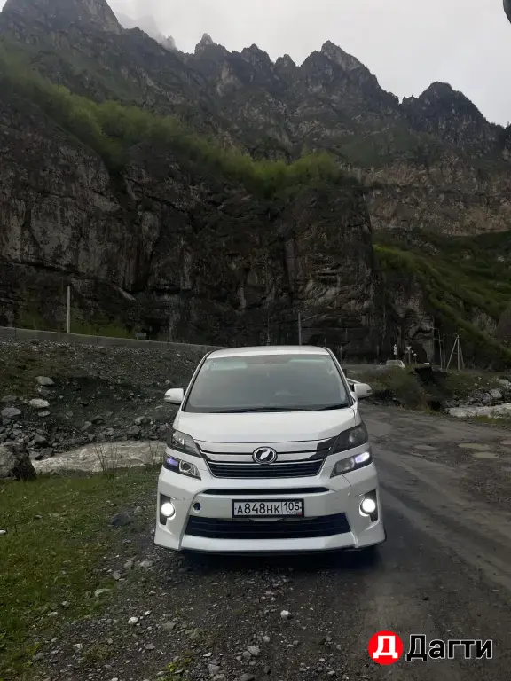 Toyota Alphard, 2014 года