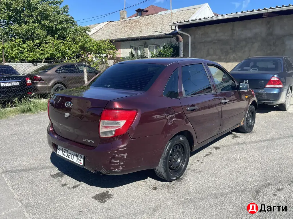 LADA (ВАЗ) Granta, 2013 года
