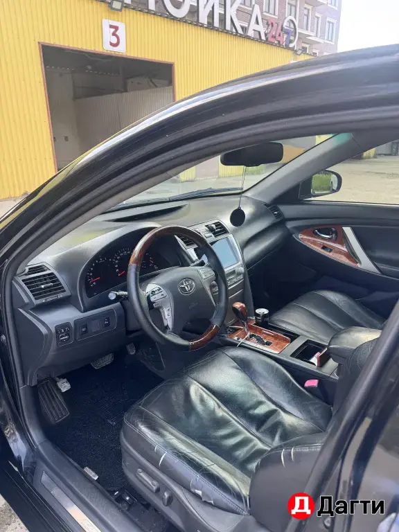 Toyota Camry, 2010 года