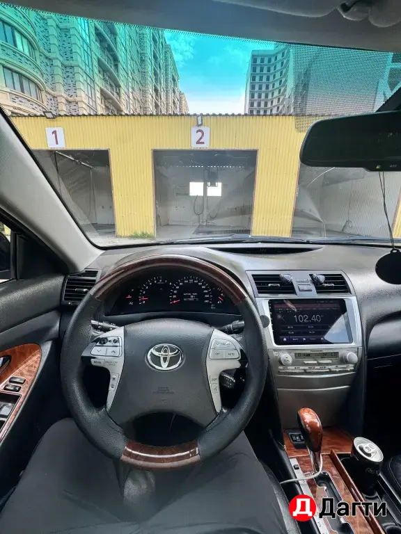 Toyota Camry, 2010 года