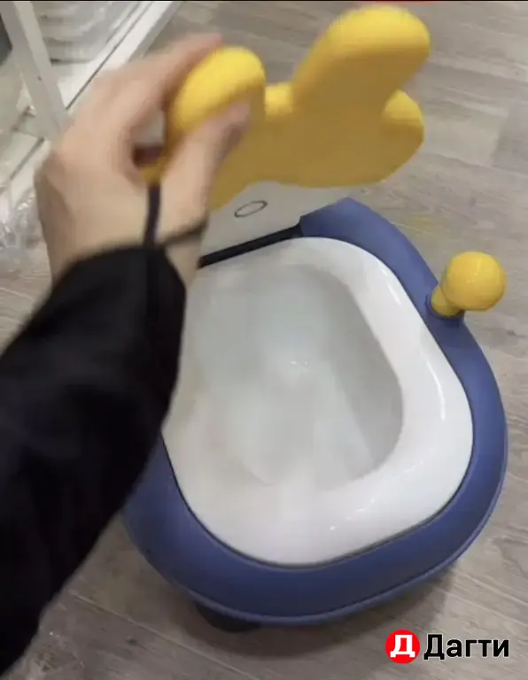 горшок детский новый