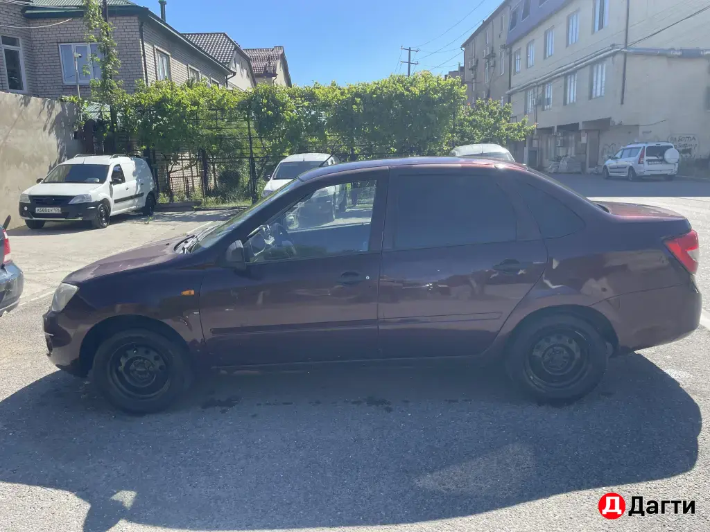 LADA (ВАЗ) Granta, 2013 года
