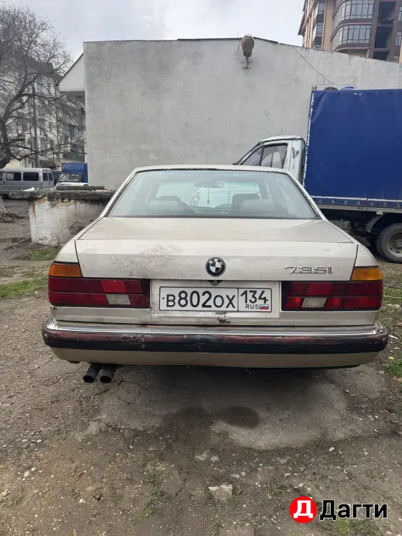 BMW 7 серии, 1988 года