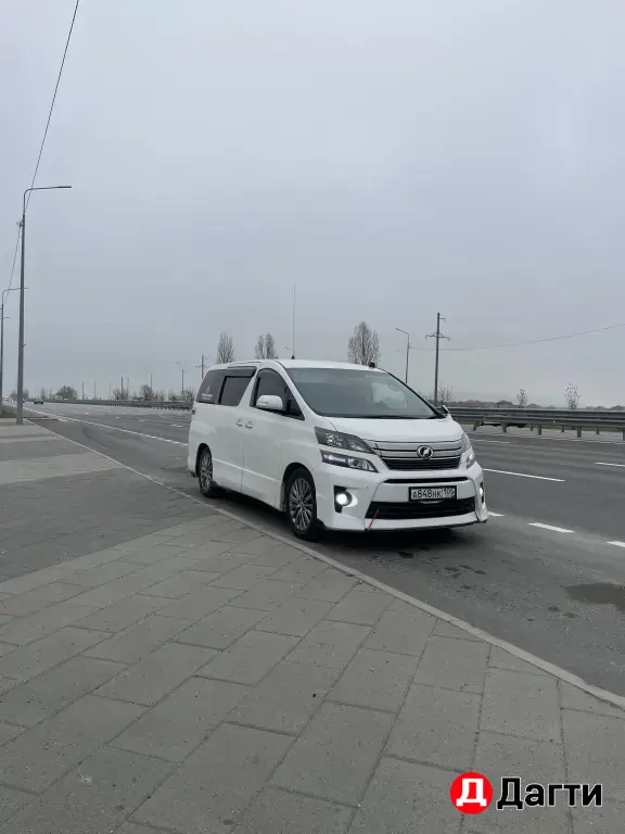 Toyota Alphard, 2014 года