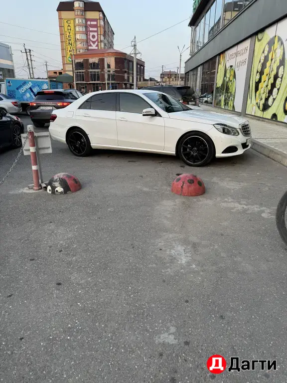 Mercedes-Benz E-Класс, 2015 года