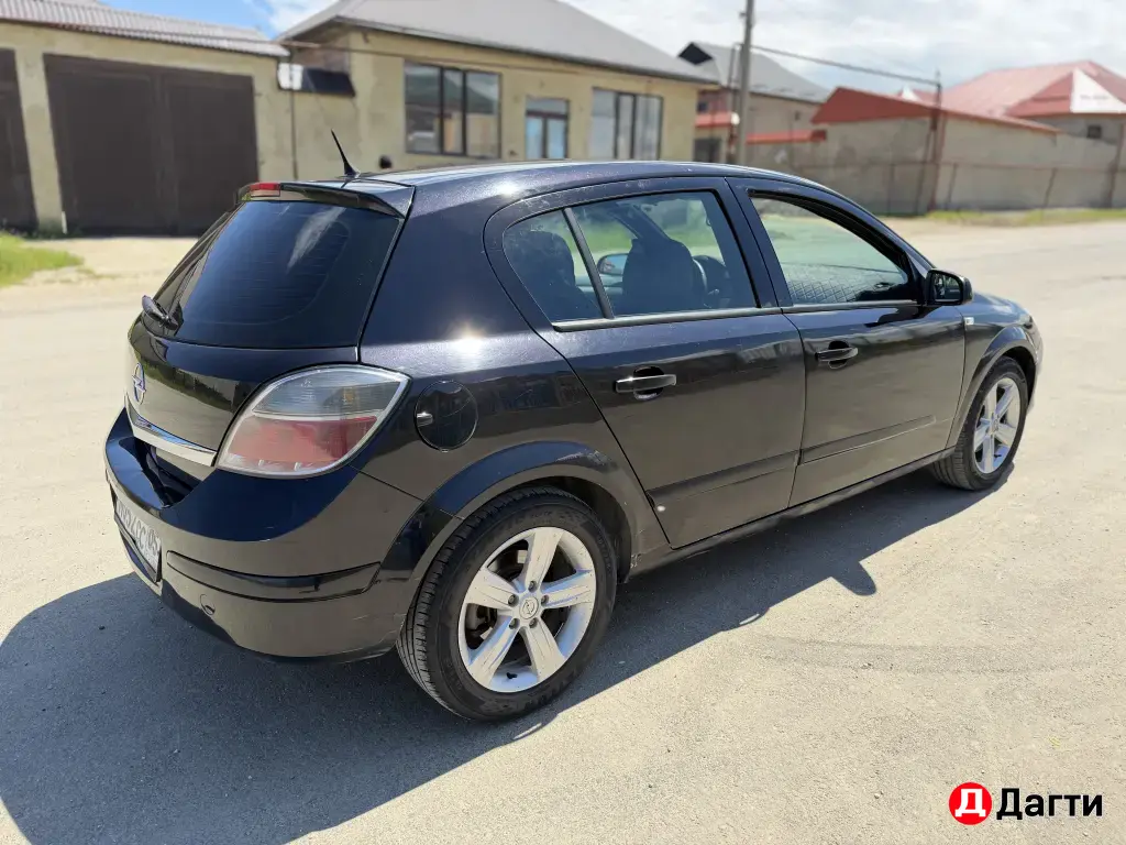 Opel Astra, 2008 года