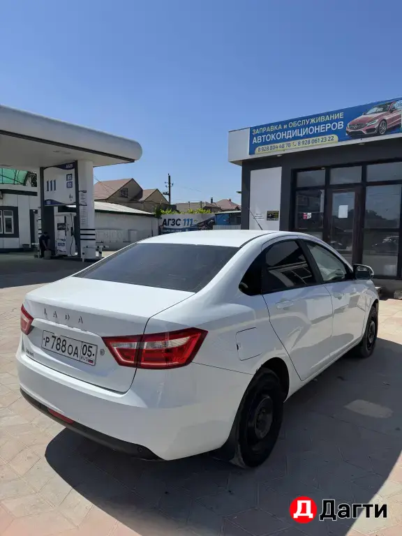 LADA (ВАЗ) Vesta, 2017 года