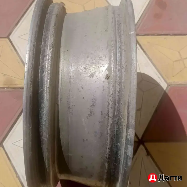 диски от Тойоты Авенсис