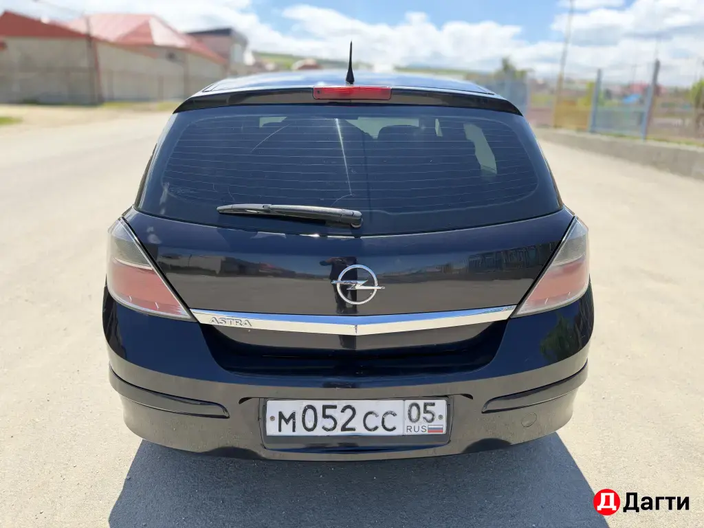 Opel Astra, 2008 года