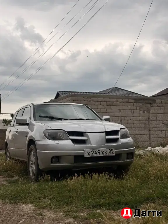 Mitsubishi Outlander, 2004 года