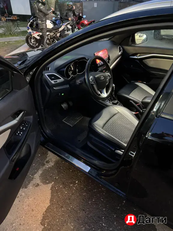 LADA (ВАЗ) Vesta, 2019 года