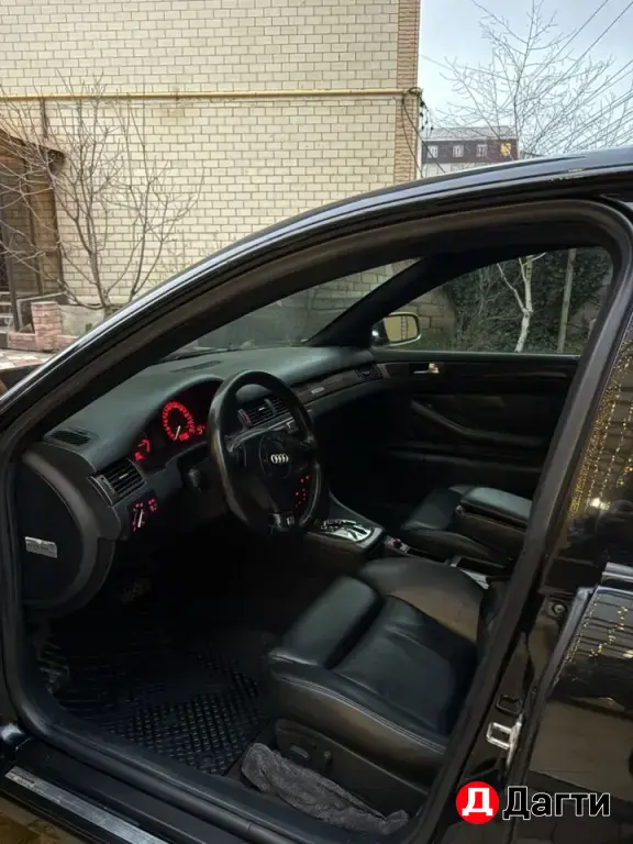Audi S6, 2000 года