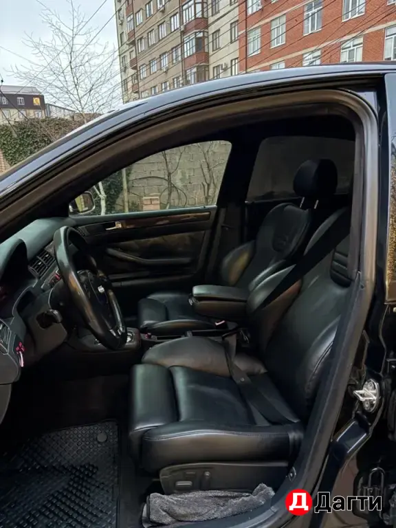 Audi S6, 2000 года