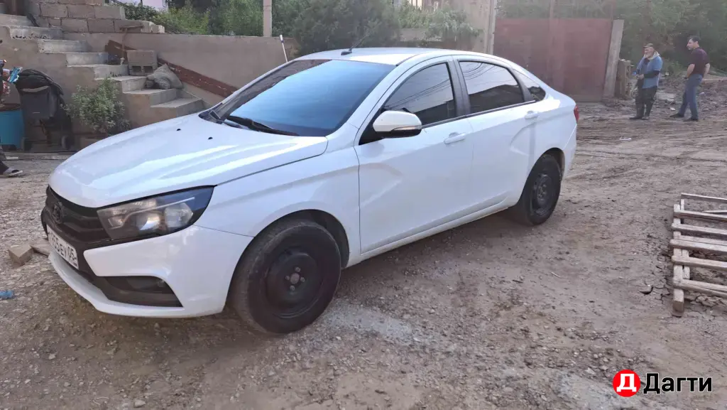 LADA (ВАЗ) Vesta, 2017 года