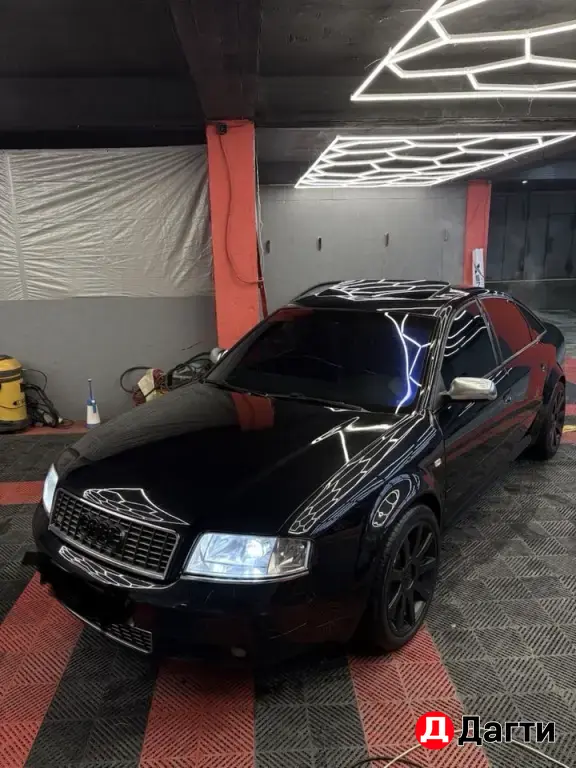 Audi S6, 2000 года