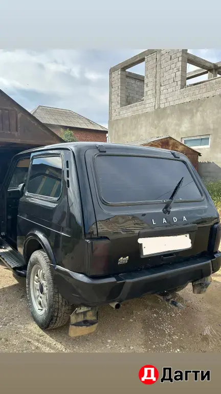 LADA (ВАЗ) Niva, 2015 года