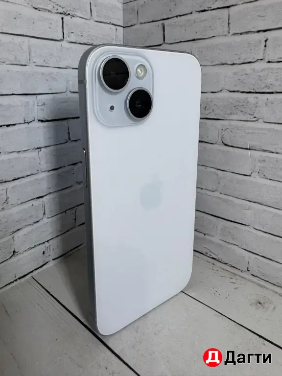 iPhone 15 256GB White.
